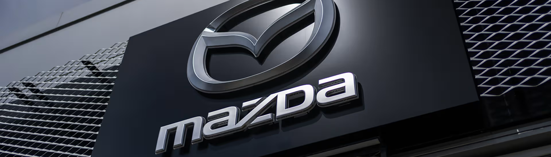 Mazda contact link - logo on building